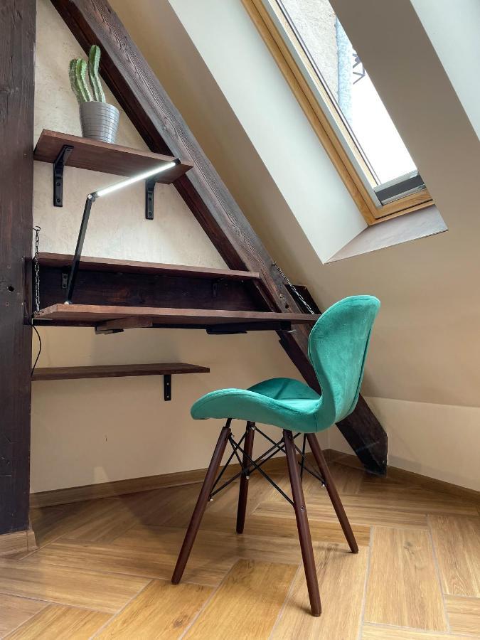 Long Attic Studio Πόζναν Εξωτερικό φωτογραφία