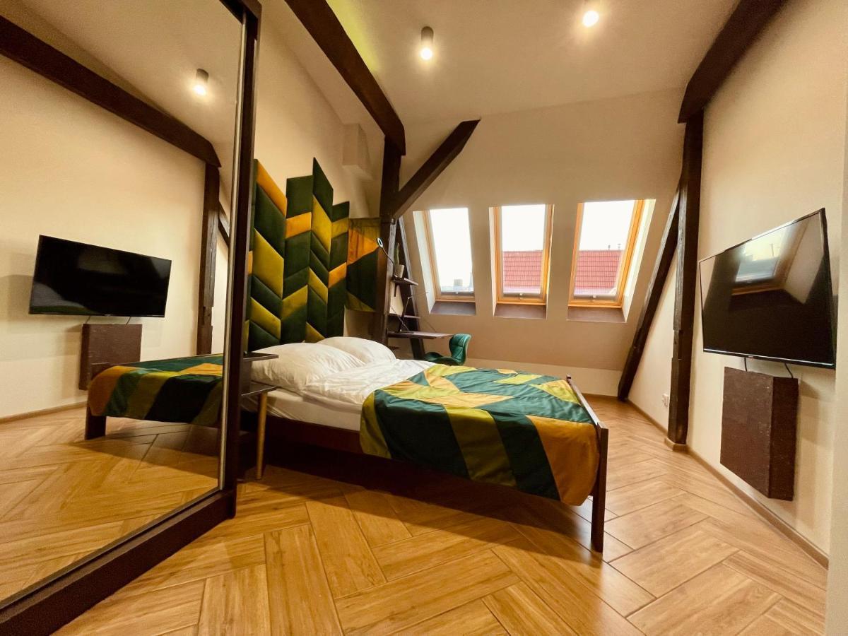 Long Attic Studio Πόζναν Εξωτερικό φωτογραφία